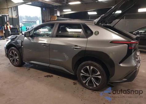 2023 Toyota Bz4X Xle из США, поврежденный, VIN JTMABACA3PA038951